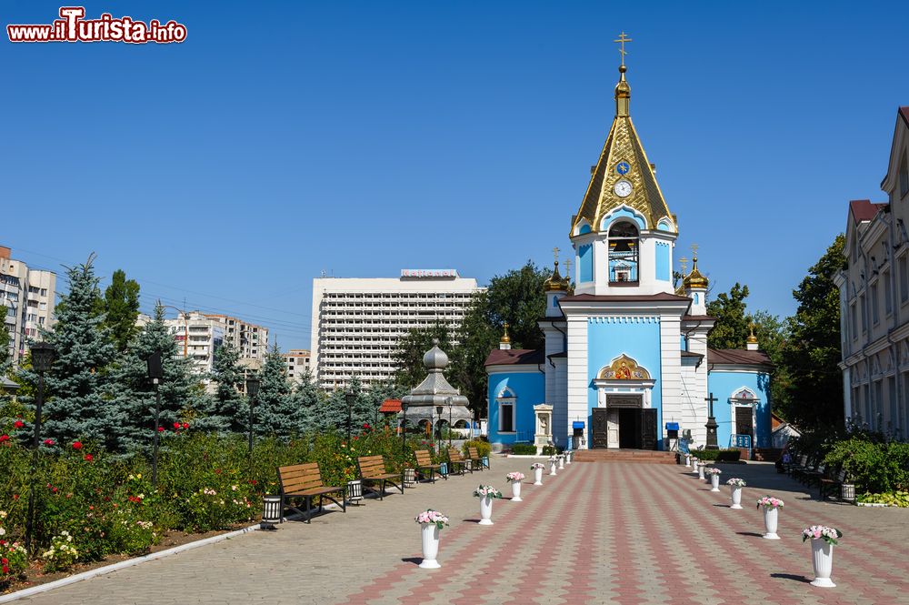 Immagine Il Monastero Ciuflea a Chisinau, Moldavia. Venne fondato nel 1858 da due mercanti, fratelli, emigrati dalla Macedonia in Bessarabia nel 1821.