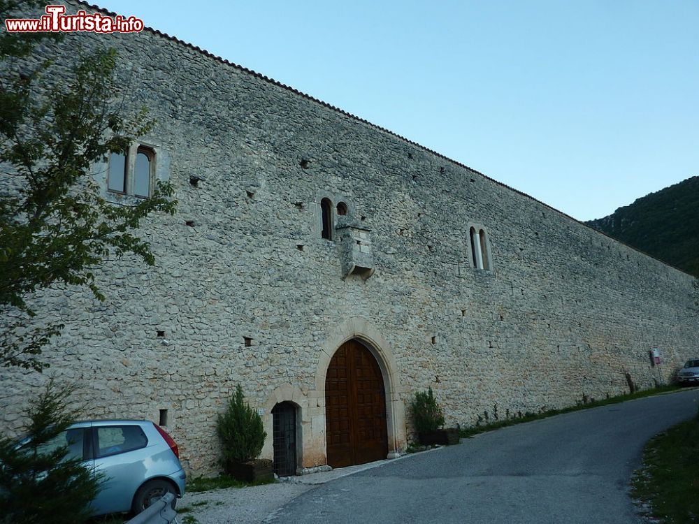 Immagine Monastero di Santo Spirito d'Ocre AQ - © Pietro - CC BY-SA 4.0, Wikipedia