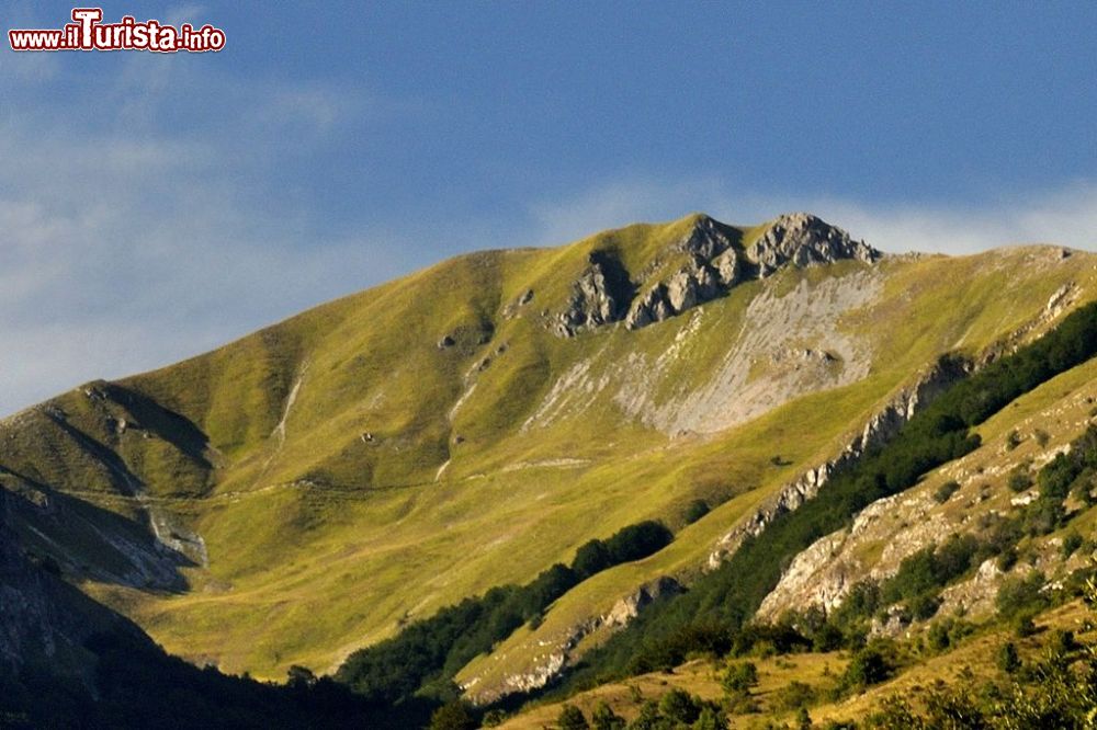 Immagine Monte Pozzoni vicino a Cittareale in provincia di Rieti - © Skylimitless -  CC BY-SA 4.0, Wikipedia