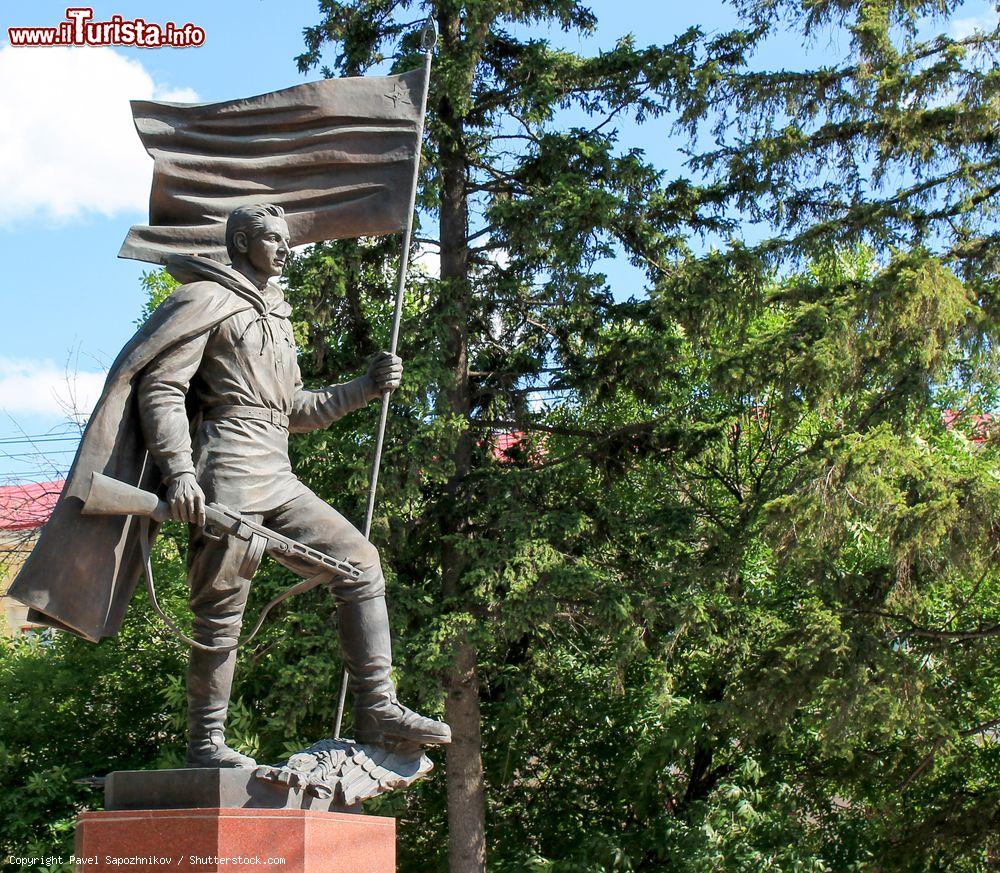 Immagine Il monumento che omaggia i soldati liberatori durante la seconda guerra mondiale a Tomsk, Russia - © Pavel Sapozhnikov / Shutterstock.com