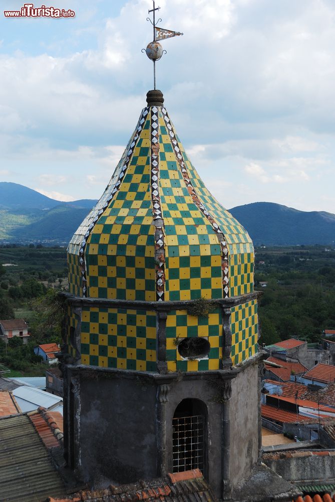 Immagine Torre campanaria della chiesa di Santa Caterina a Teano, regione Campania