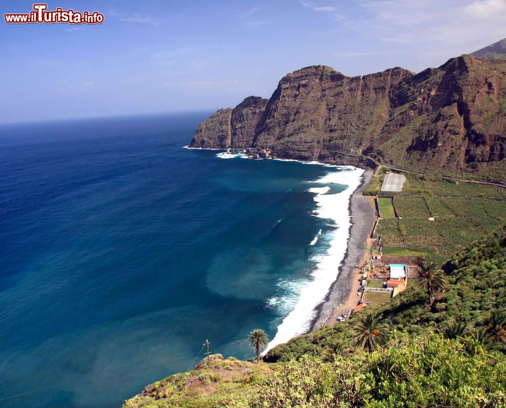 Immagine Panorama di un tratto della costa di La Gomera, una delle più piccole isole dell'arcipelago delle Canarie (Spagna).