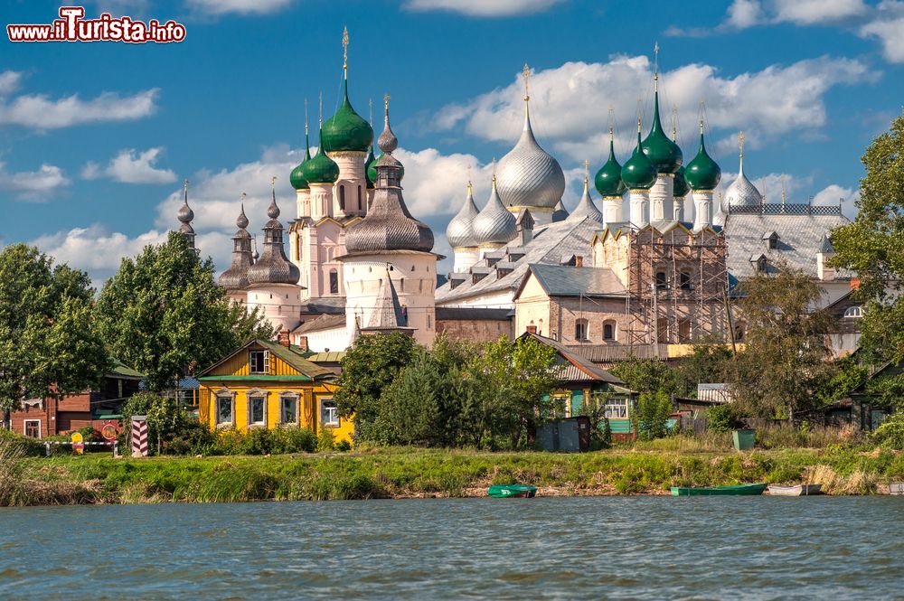 Immagine Panorama del Cremlino di Rostov-on-Don visto dal Lago Nero, Russia.