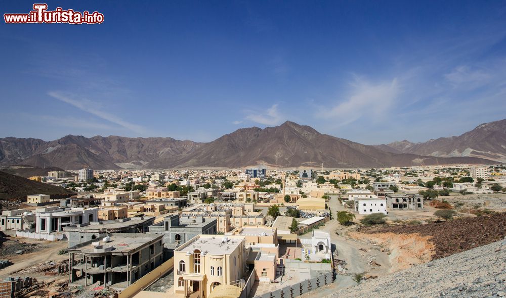 Immagine Panorama di Khor Fakkan City, Emirato di Fujairah (EAU).