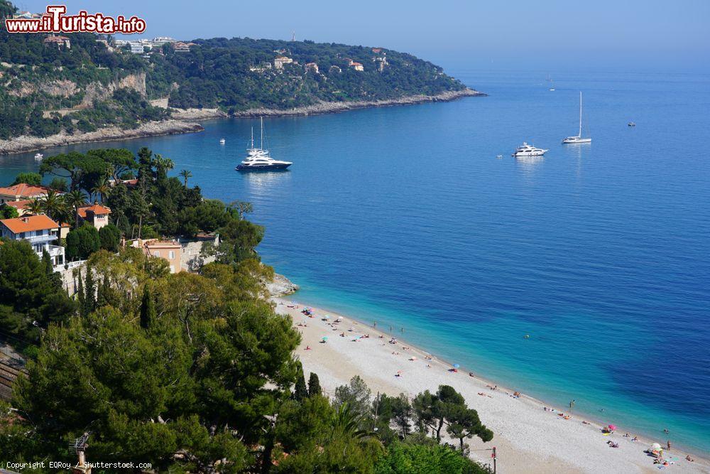 Immagine Panorama di Roquebrune-Cap-Martin e del mar Mediterraneo dal villaggio medievale fortificato, Costa Azzurra (Francia) - © EQRoy / Shutterstock.com