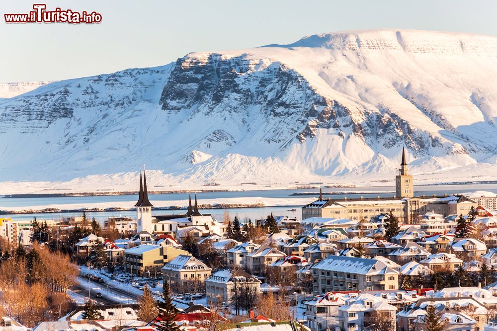 Immagine Panorama invernale di Reykjavik da Hallgrimskirkja, Islanda.