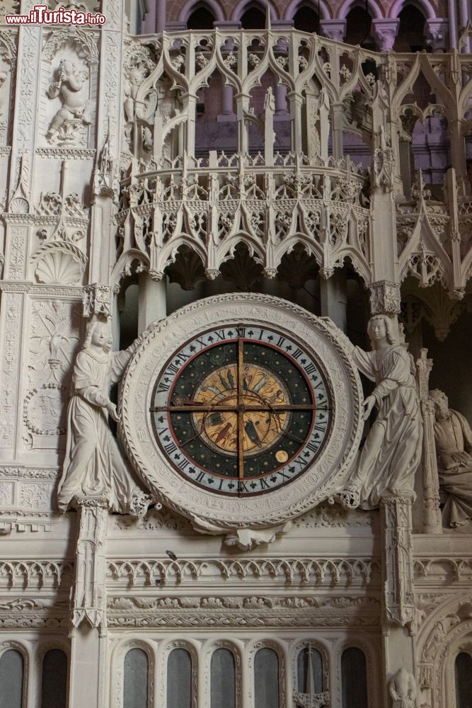 Immagine Particolare scultoreo della cattedrale di Chartres, Francia.