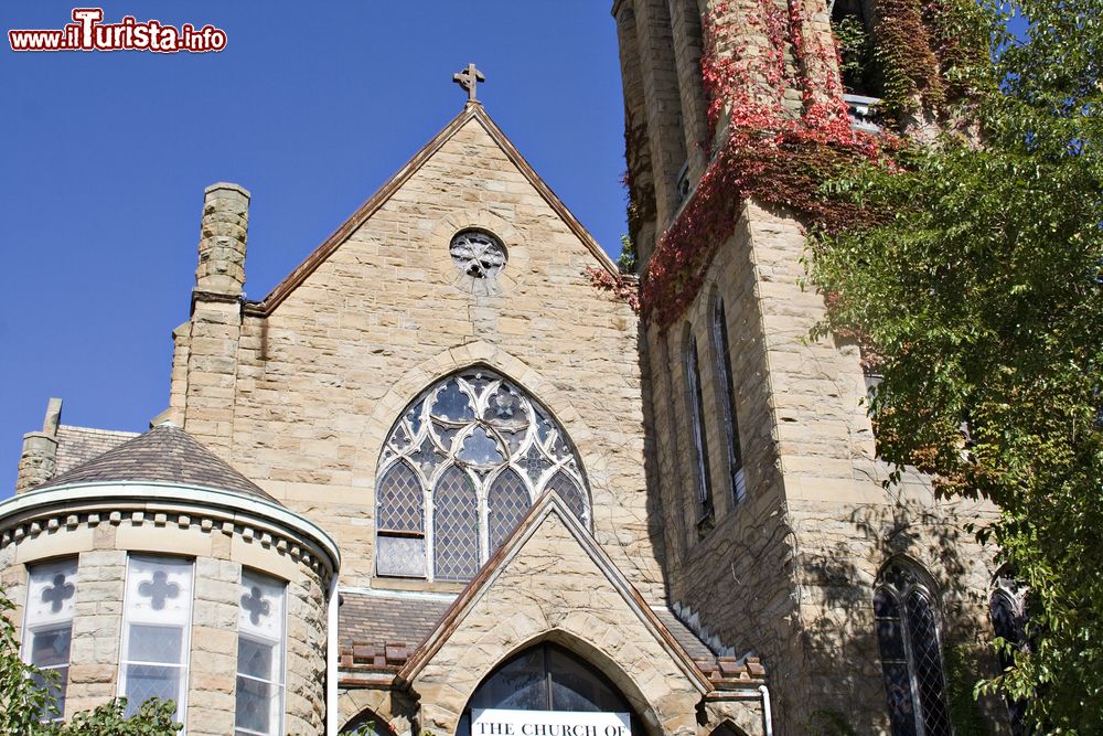 Immagine Particolari architettonici di una antica chiesa nella città di Cleveland, Ohio, USA.