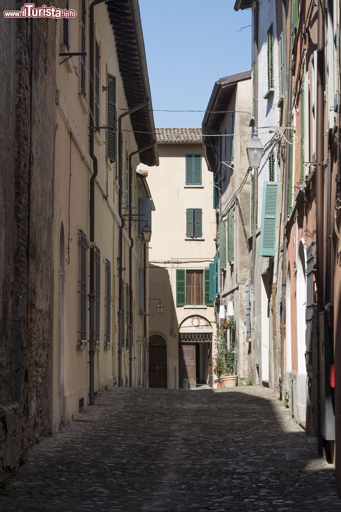 Immagine Passeggiata nel centro storico di Brisighella in Romagna