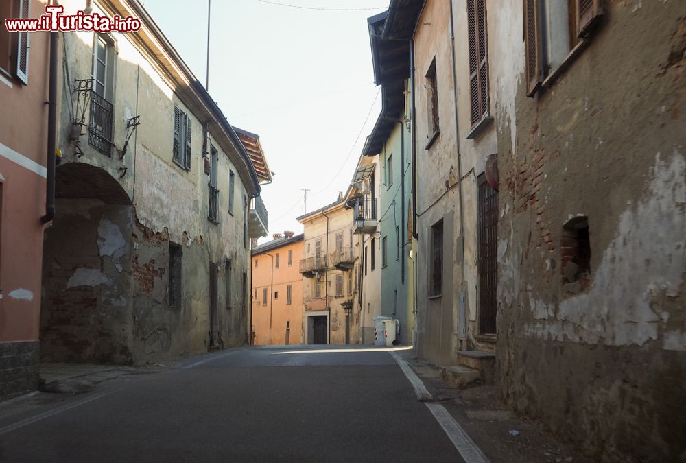 Immagine Passeggiata nel centro storico di Montà d'Alba in Piemonte