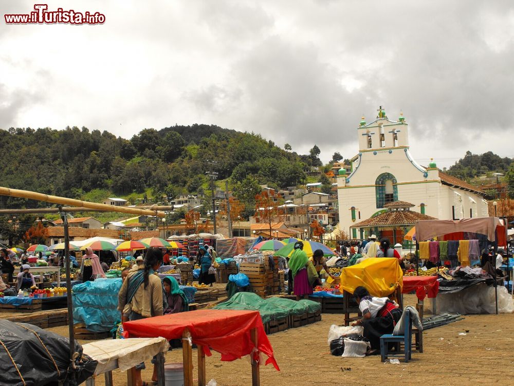Le foto di cosa vedere e visitare a San Juan Chamula