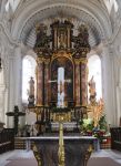 Altare Maggiore della St. Johannes Baptist, la chiesa chiamata anche con il nome di Welfenmünster si trova a Steingaden in Germania - © Andreas Juergensmeier / Shutterstock.com
