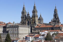 La grande Cattedrale di Santiago Compostela in ...
