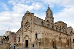 Il Duomo si trova sulla di Civita di Matera, ...