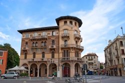 Pregevoli edifici residenziali antichi nel centro storico di Padova - © eFesenko / Shutterstock.com 
