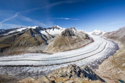 Il ghiacciaio Aletsch, patrimonio Unesco, a Briga nel Vallese (Svizzera). Con i suoi 120 km quadrati di superficie è il ghiacciaio più esteso delle Alpi.
