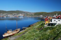 Estate a Hammerfest, Norvegia - Ottobre, febbraio e marzo sono i mesi migliori per ammirare lo spettacolo dell'aurora boreale anche se a scandire il trascorrere delle stagioni sono il numero ...