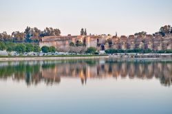 Panorama e riflessi della cittadella di Meknes in Marocco - © Anibal Trejo / Shutterstock.com