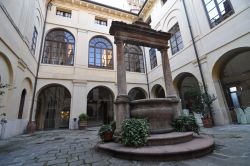 Pozzo della corte interna del Castello di Bevilacqua, in Provincia di Verona