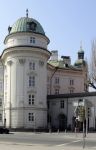 Torre dell'Hofburg di Innsbruck (Austria). Si tratta del Castello Imperiale, la sua forma definitiva si deve a Maria Teresa d'Austria che lo ristrutturò con stile rococò ...