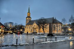 Vista dell' abside della Cattedrale di Tromso, ...