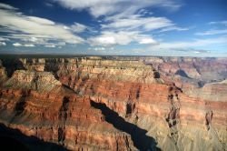 Volo panoramico sul Grand Canyon USA. una foto ...