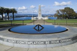 Memoriale alla Guerra al Kings Park di Perth, Australia.103087988