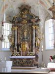 Altare maggiore nella chiesa parrocchiale di ...