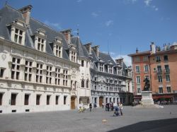 L'antico palazzo del Parlamento del Delfinato a Grenoble (Ancien palais du Parlement).