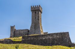 L'antico castello di Radicofani in Val d'Orcia, Toscana - © pql89 / Shutterstock.com