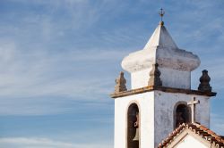 Architettura religiosa nella città di Marvao, Alentejo, Portogallo - © Juan Aunion / Shutterstock.com