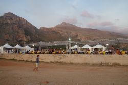 Bagli, Olio e Mare: appuntamento enogastronomico nella zona di Castelluzzo vicino a San Vito lo Capo (Sicilia).
