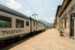 Binari della stazione ferroviaria di Domodossola, Piemonte - © Taesik Park / Shutterstock.com
