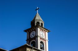 Campanile della chiesa principale di Buttigliera Alta in Piemonte