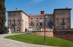 Il Castello di govone uno dei Patrimoni UNESCO del Piemonte