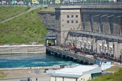 I lavori di costruzione della centrale idroelettrica di Irkutsk (Russia) sul fiume Angara cominciarono nel 1956.