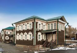 Un edificio storico nella città di Irkutsk, Russia - © volkova natalia / Shutterstock.com