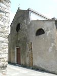 Facciata della chiesa di San Martino a Framura (Liguria)