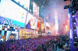Festeggiamenti per l'ultimo dell'anno a Times Square, uno dei luoghi simbolo di New York - foto © Amy Hart / NYC & Company