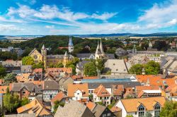 Goslar, storica cittadina della Sassonia (Germania) fotografata dall'alto.

