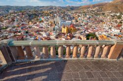 Guanajuato, una bella veduta panoramica sui tetti della città messicana.

