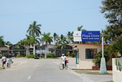 Hotel Playa Giron, Cuba. Qui si trovano tutte le strutture per gli appassionati di mare, immersioni e snorkeling - © LunaseeStudios / Shutterstock.com