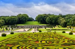 I giardini di Chateau de Vaux-le-Vicomte a Maincy vicino a Melun in Francia