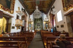 L'Igreja de Nossa Senhora do Monte si trova nel sobborgo di Monte, presso Funchal (Madeira) - © wjarek / Shutterstock.com