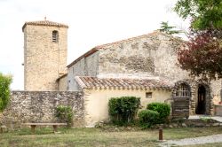 Il borgo medievale di Rennes-le-Chateau, Francia. Negli ultimi decenni questo luogo ha conosciuto un grande sviluppo turistico per via di leggende che circolano sul suo conto.



