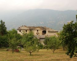 Il Castello Carroccio di Villar Focchiardo in Piemonte - © Andrea Bonelli - CC BY-SA 3.0, Wikipedia