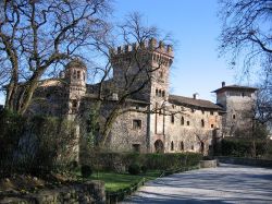 Il Castello di Marne a Filago, una delle attrazioni dei dintorni di Bergamo in Lombardia - © Giorces - Wikipedia