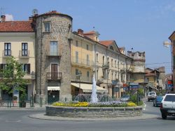 Il centro di Giaveno in Piemonte Di Iron Bishop - Opera propria, CC BY-SA 3.0, Collegamento