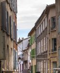 Il centro storico di Digne-Les-Bains: siamo in Alta Provenza, nel sud della Francia - © Claudio Giovanni Colombo / Shutterstock.com
