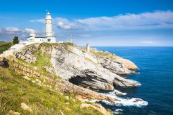 Il faro di Cabo Mayor lighthouse vicino a Santander in Cantabria, nord della Spagna